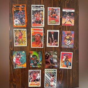 Set of 20 Hakeem Olajuwon Basketball cards Rockets